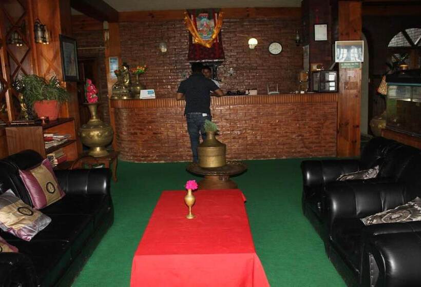 هتل Niva Niwa Lodge