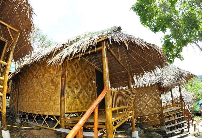 בית מלון כפרי Phi Phi Hill Bamboo Bungalow