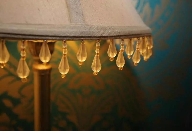 Aamiaismajoitus (B&B) Lime Tree Cottage