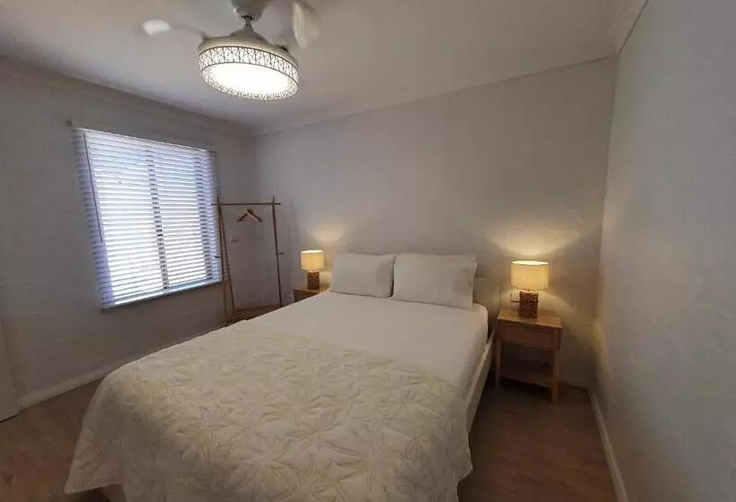 مُتل The African Reef