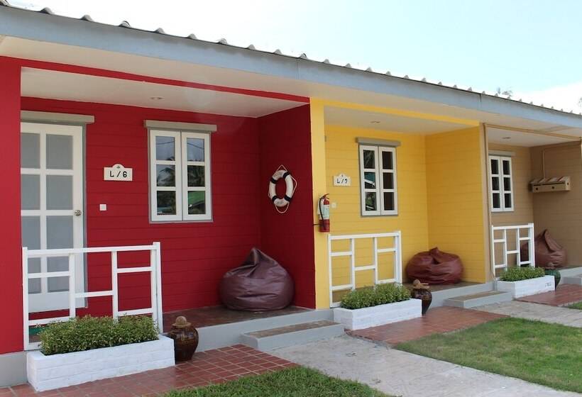 پانسیون Ocean Front Campgrounds