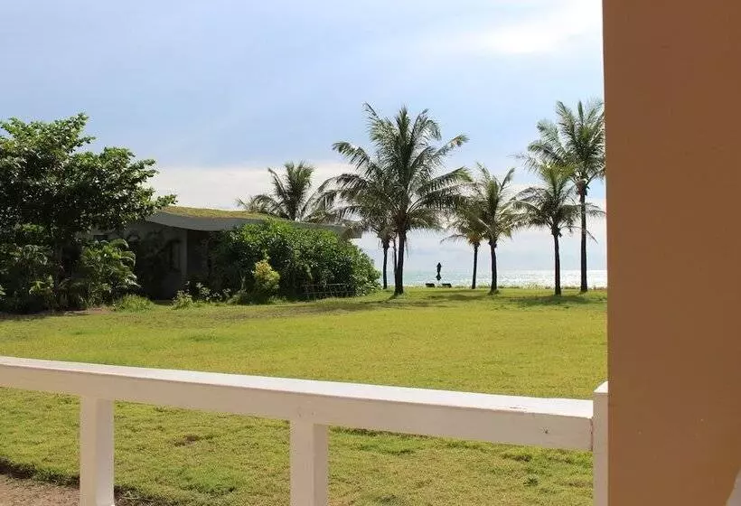 پانسیون Ocean Front Campgrounds