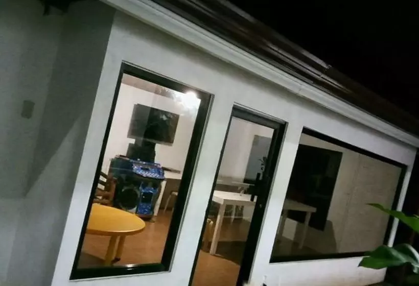 ペンション Siez Guest House Panglao Island