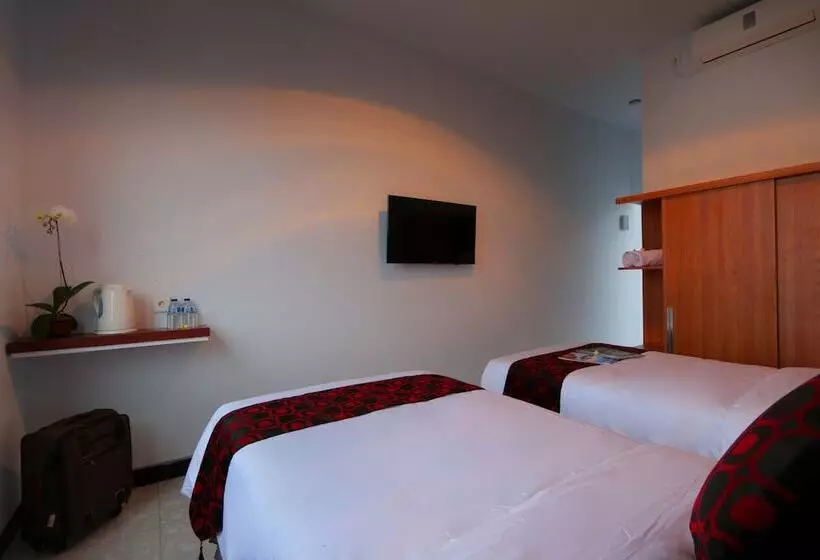 پانسیون Valomia Guest House