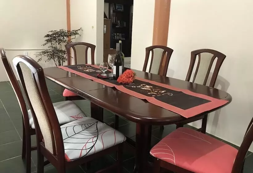 پانسیون Yogi Dives B&b