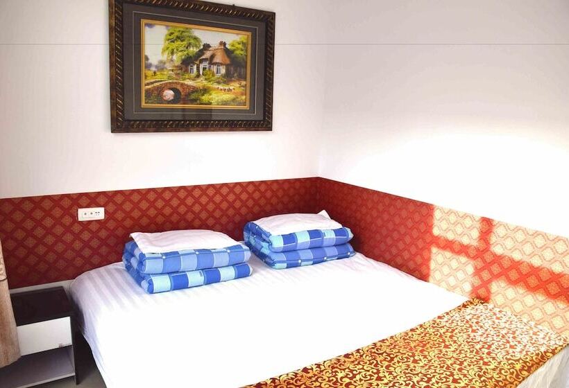 بنسيون Zhiyuan Homestay Ancient City North Gate