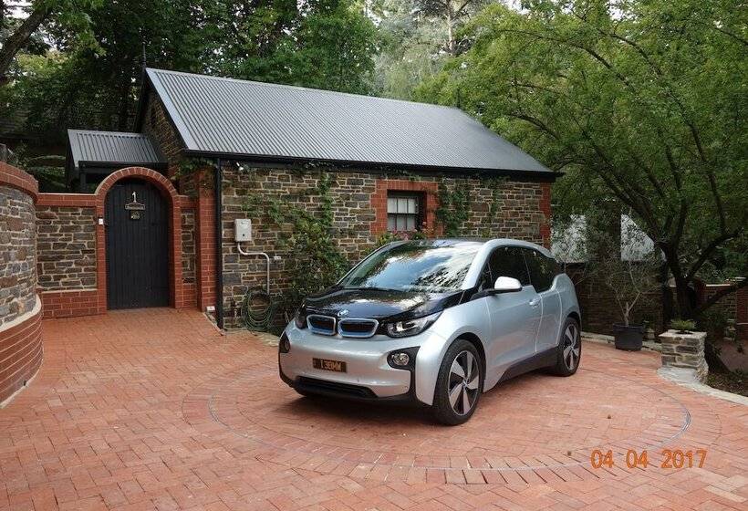 Sherwoode Bed And Breakfast