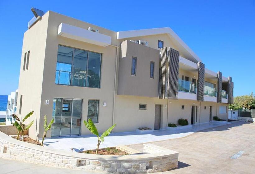 בית מלון כפרי Hellas Beach