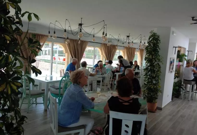 ホテル Solpark Tenis Sl Pension