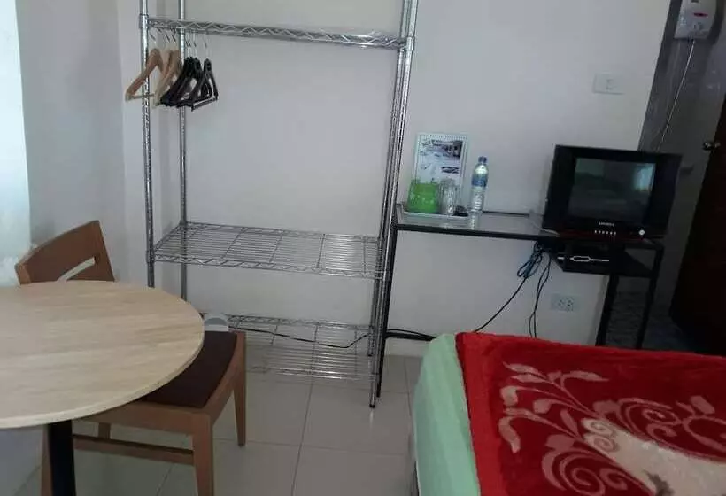 Hotelli Panna Kalong