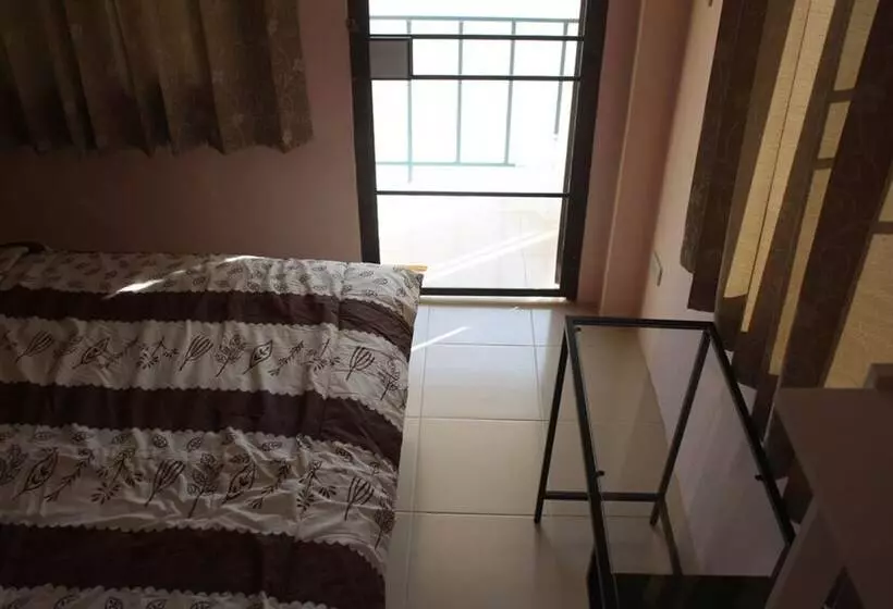 Hotelli Panna Kalong