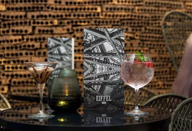 Hotelli Porto Royal Bridges