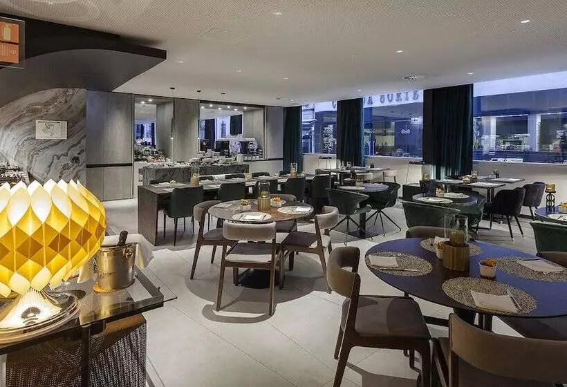 Hotelli Porto Royal Bridges