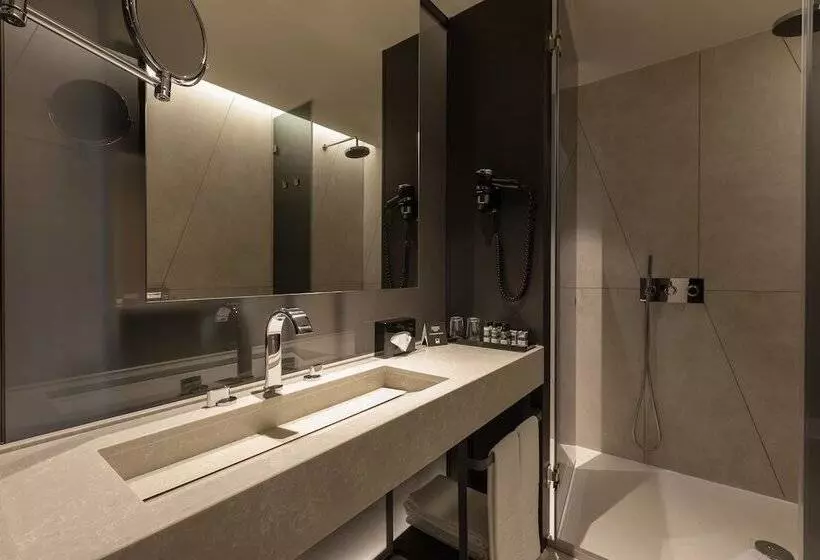 Hotelli Porto Royal Bridges