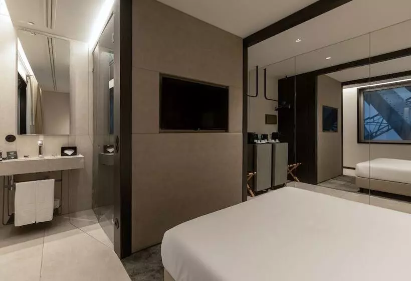 Hotelli Porto Royal Bridges