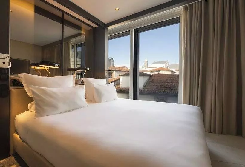 Hotelli Porto Royal Bridges