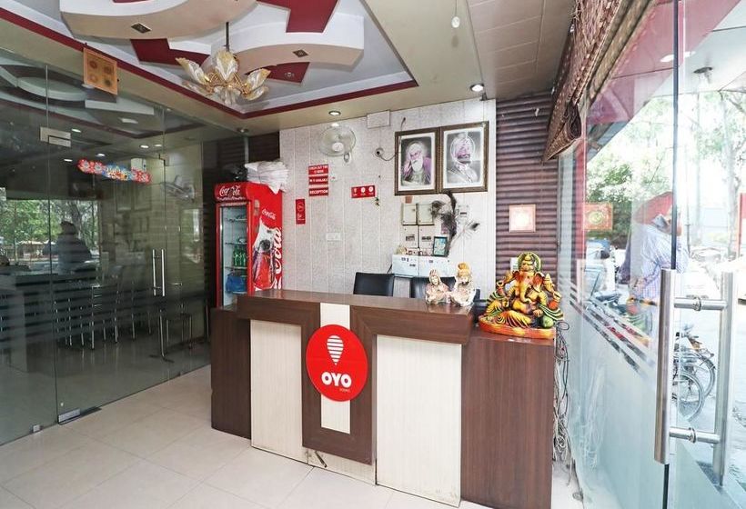 ホテル Punjab Regency