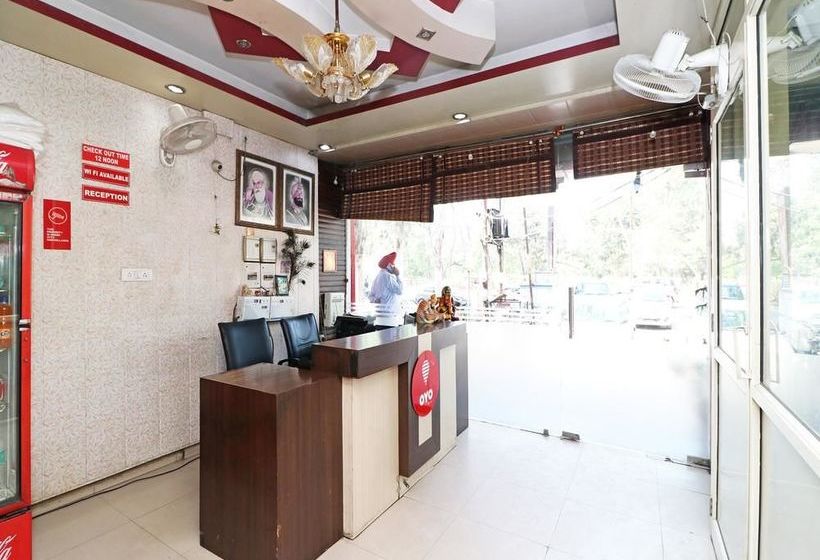 ホテル Punjab Regency