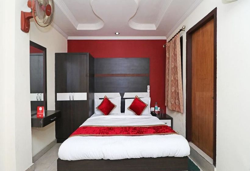 ホテル Punjab Regency