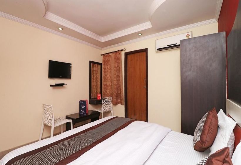 ホテル Punjab Regency