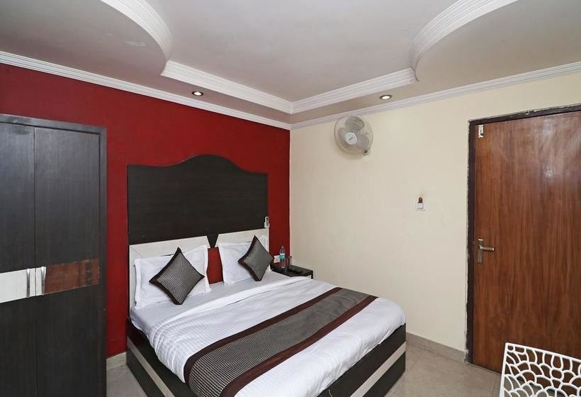 ホテル Punjab Regency