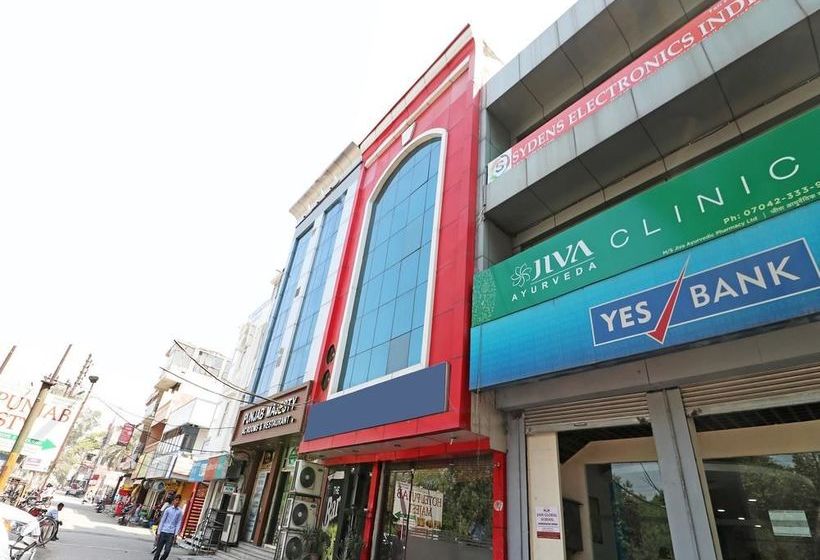 ホテル Punjab Regency