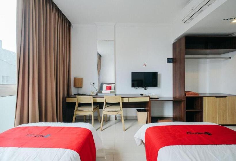 فندق Reddoorz At Bali Kepundung Denpasar