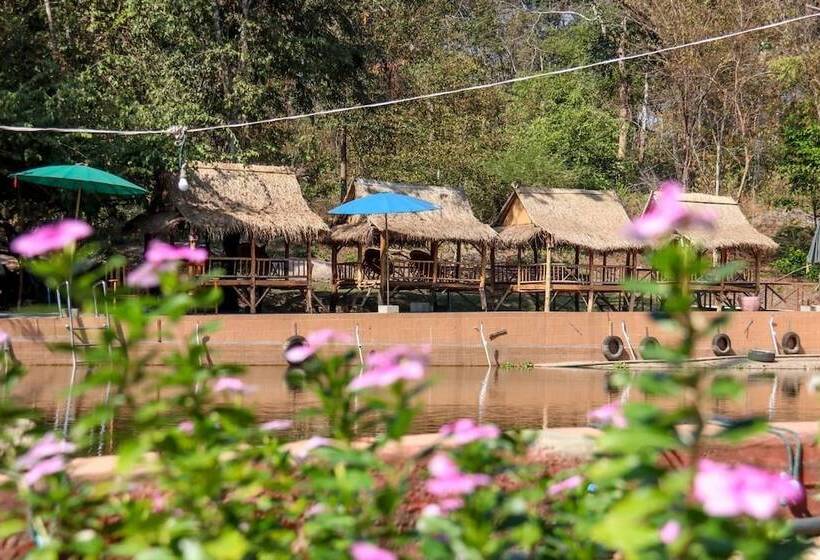 בית מלון כפרי Soutchai Resort