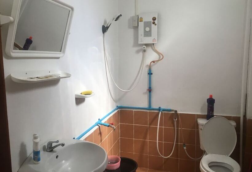 בית מלון כפרי Soutchai Resort