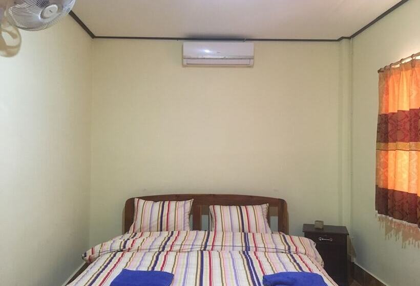 בית מלון כפרי Soutchai Resort