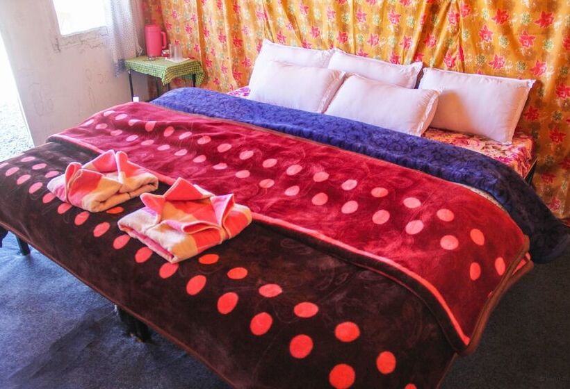 فندق Woodland Cottage