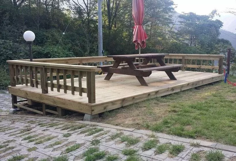 Moonlight Village Pension