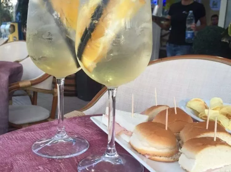 پانسیون Blu Day Guesthouse