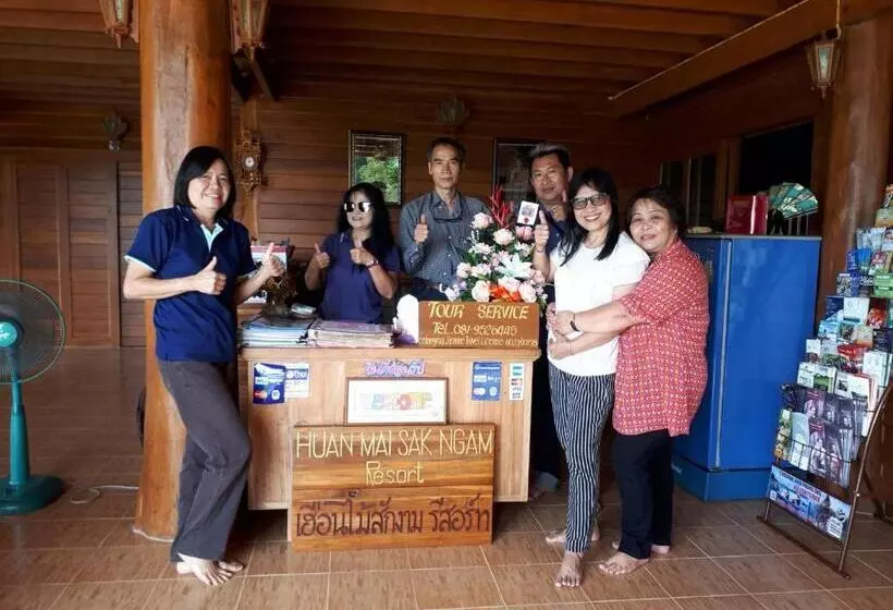 پانسیون Huanmaisakngam Resort
