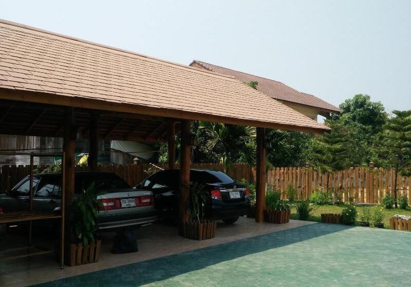 פנסיון Huanmaisakngam Resort