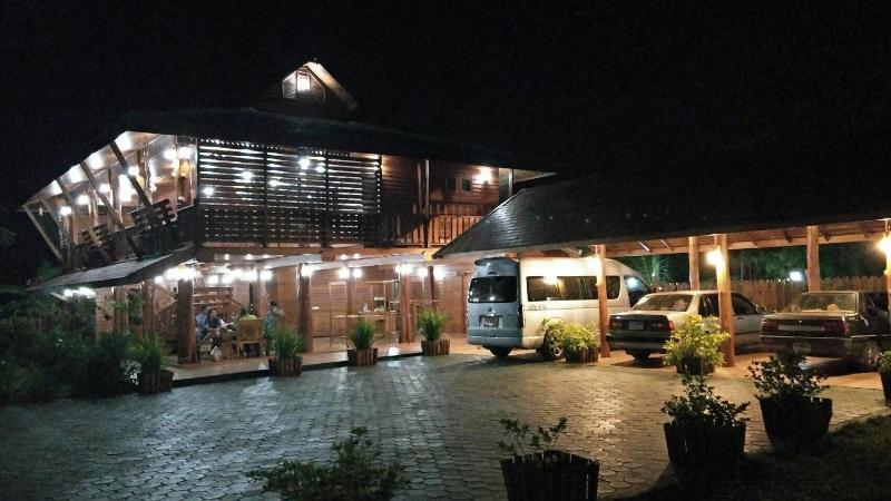 פנסיון Huanmaisakngam Resort