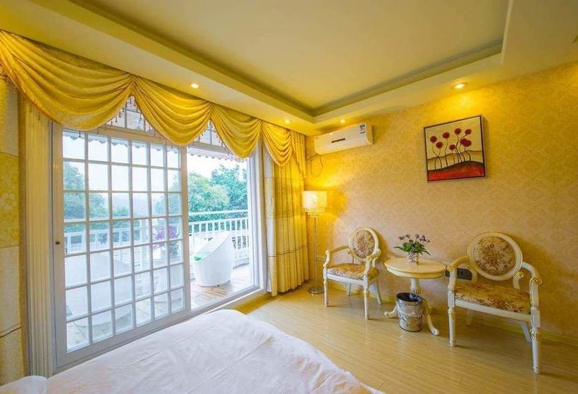 Pensão Qinglian River View Guesthouse