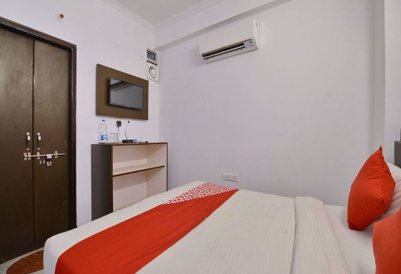 בית מלון כפרי Chilana Tower And Restaurant