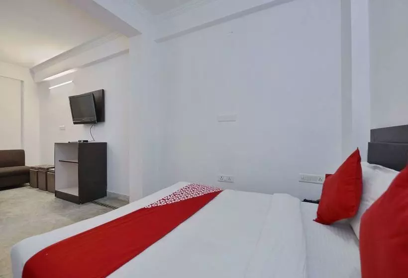 Hotelli Chilana Tower And Restaurant