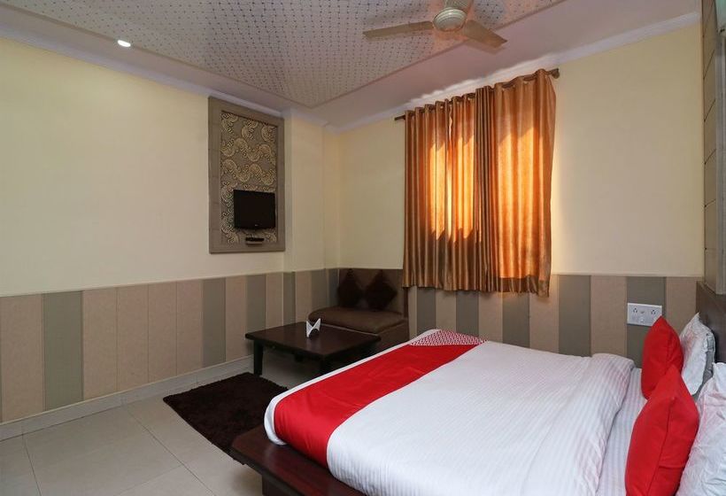 בית מלון כפרי Chilana Tower And Restaurant