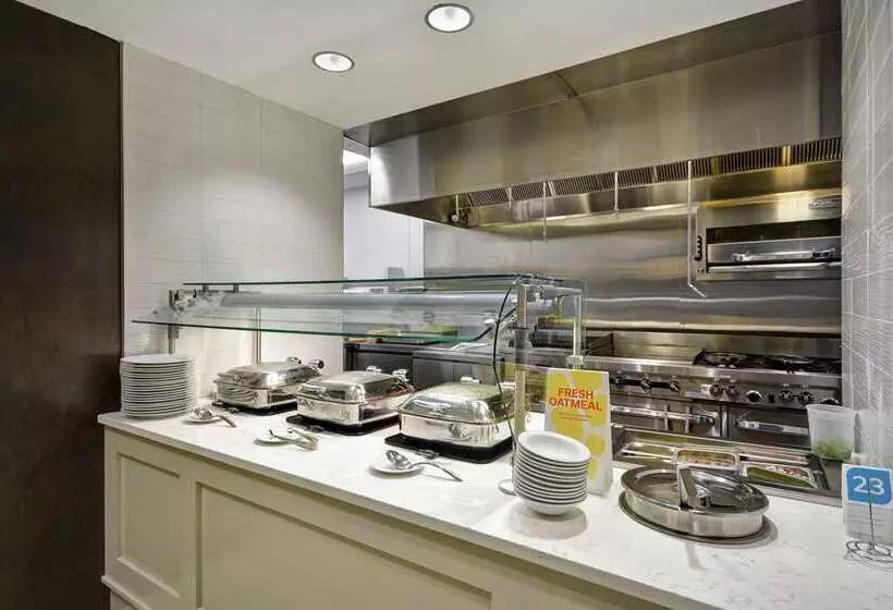 هتل Hilton Garden Inn Gastonia