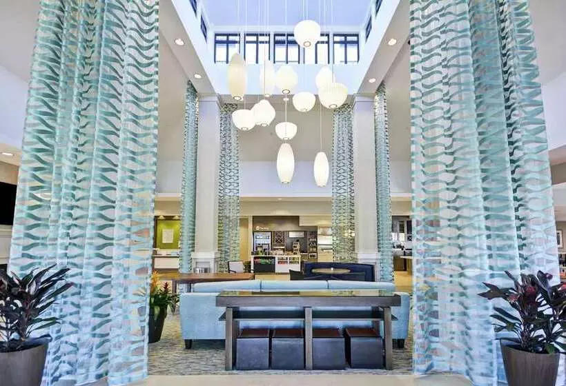 هتل Hilton Garden Inn Gastonia