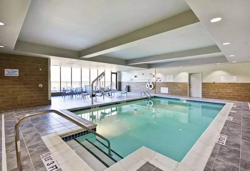 هتل Hilton Garden Inn Gastonia