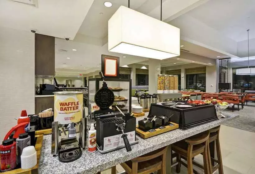 هتل Hilton Garden Inn Gastonia