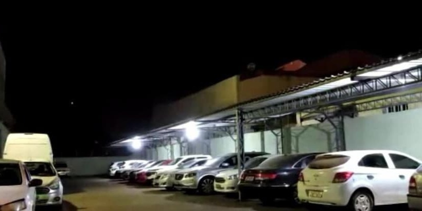 Отель Nantes Executive