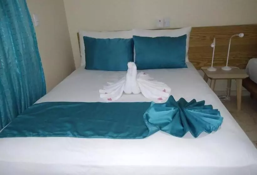 Hotelli Paradise Island Beach Resort