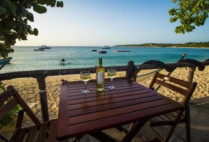 هتل Paradise Island Beach Resort