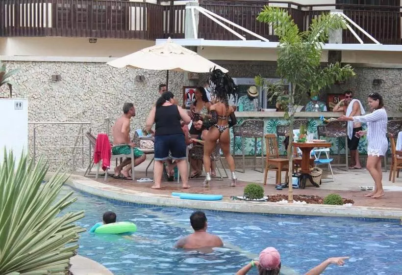 Hotelli Paradiso Pero Praia