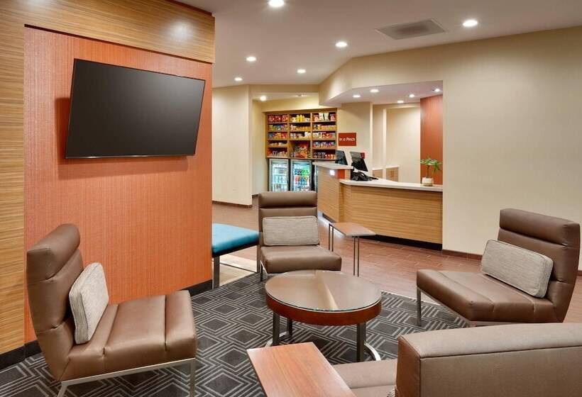 Отель Towneplace Suites By Marriott Clovis