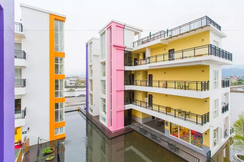 تختخواب و صبحانه Ting Feng Cottage